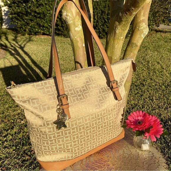 NEW TOMMY HILFIGER SIGNATURE LOGO DOUBLE STRAP TOTE - Picture 3 of 16